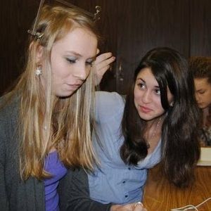 Meet your Posher, Kayla